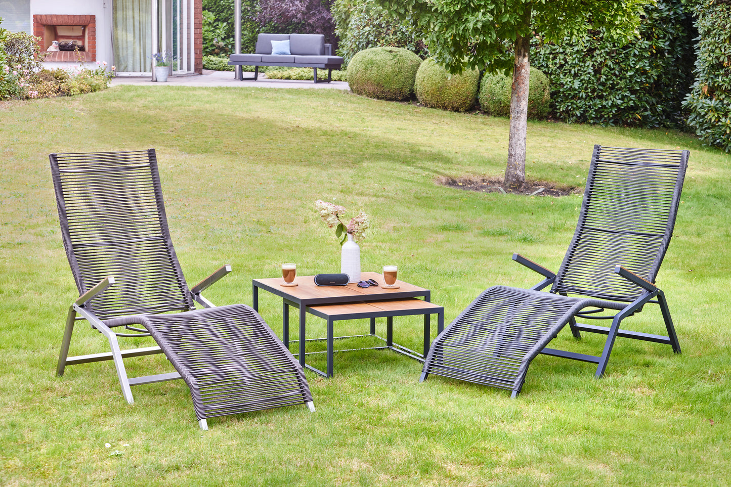 Nested Loungetische